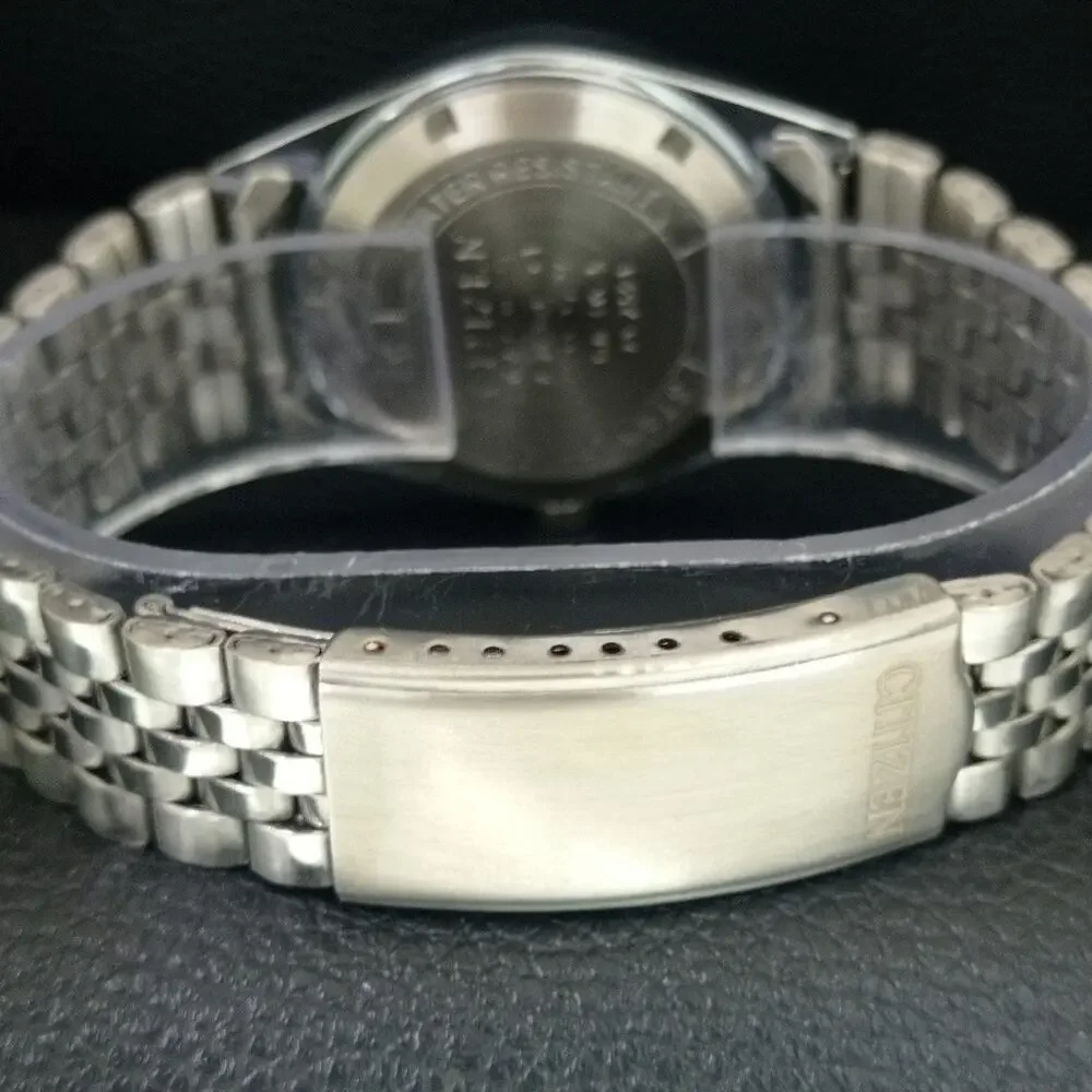 Vintage 1978 Citizen Automatic Mens Silver Watch W/daydate & Blue accents